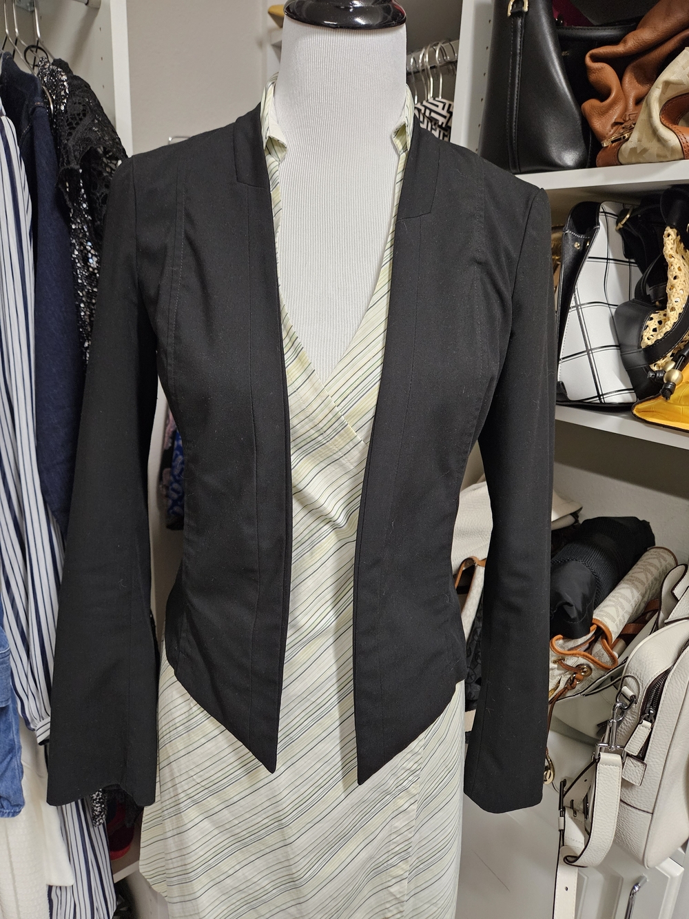 G by Guess Black Open-Front Tailored Blazer